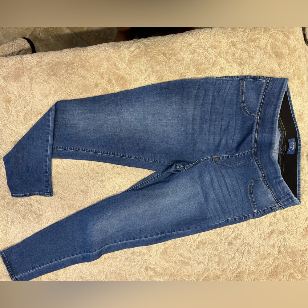 Old Navy jeggings size 16